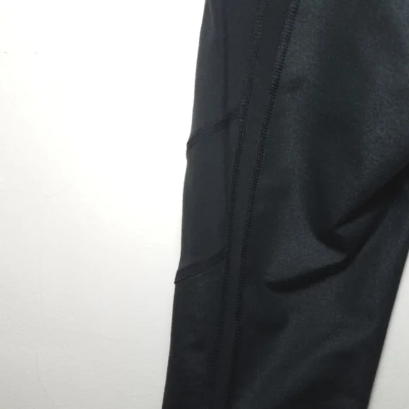 ALO Yoga Black Capri Leggings High Waist Stripe Size Small - Picture 5 of 11